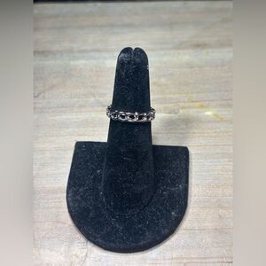 New! Twisted Link Fashion Silver Tone Ring Size 6.5 Costume Jewelry Hypoallergen